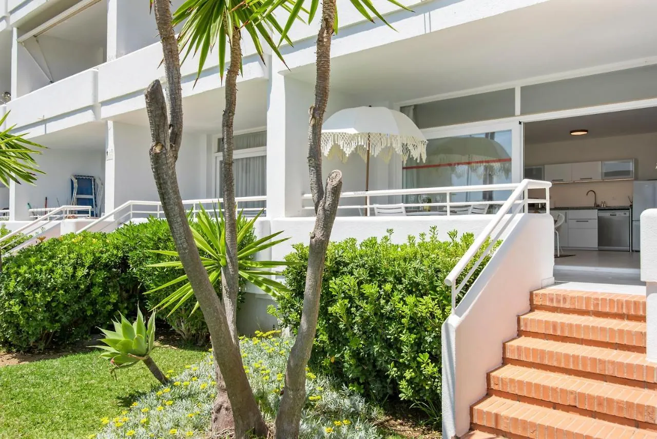 Frontline Beach Apartment Miraflores Sitio de Calahonda